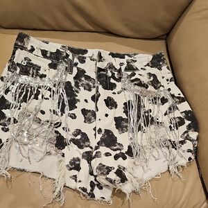 Trendy Cow Print Fringe Jean Shorts